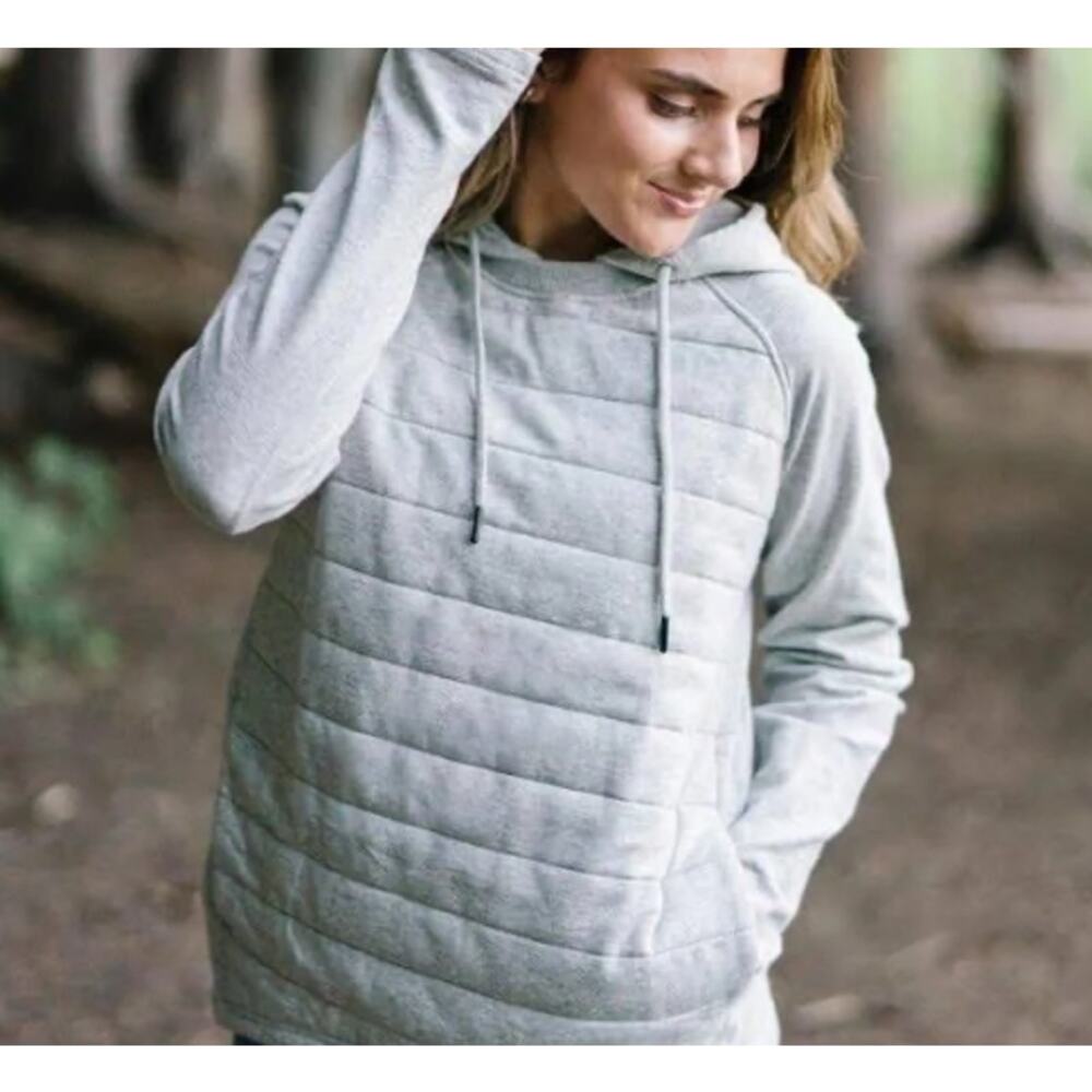 Zyia Gray Quilted Hoodie Pullover - Medium